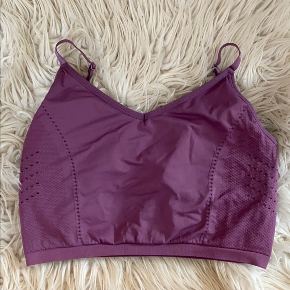 Fabletics Midi Sports Bra